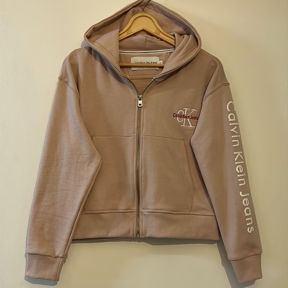 Calvin Klein Tops - CALVIN KLEIN NUDE PINK ZIPPER HOODIE WITH CANGAROO POCKETS